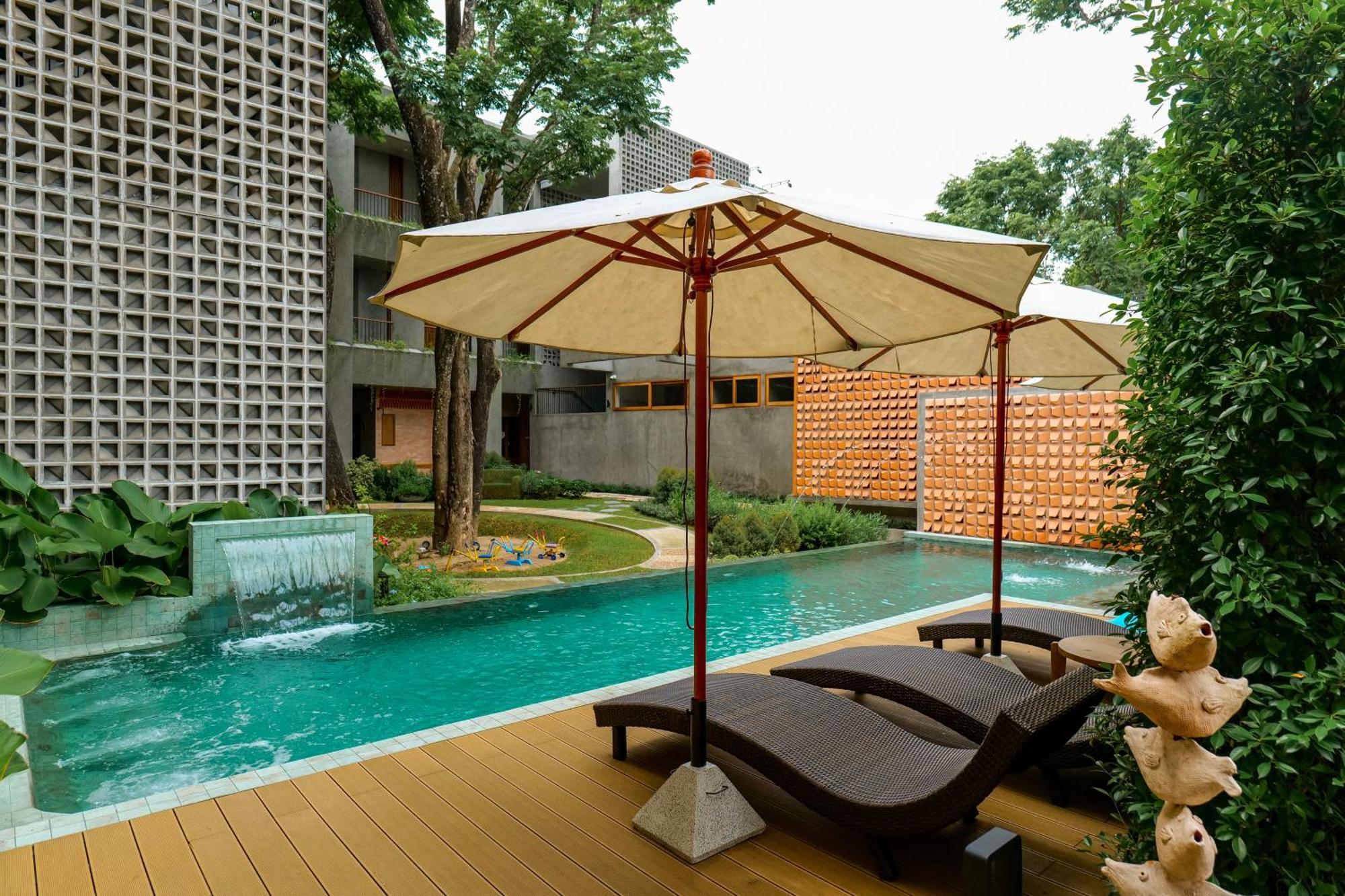 Proud Phu Fah Muang Chiang Mai Hotel Exterior foto